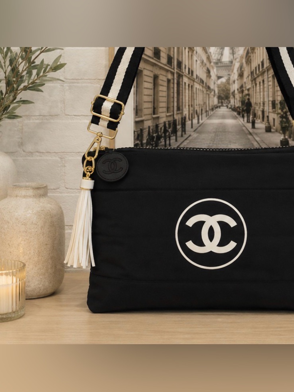 CHANEL Black Cosmetic/Beauty Bag GWP Item NWOT - Picture 2 of 3